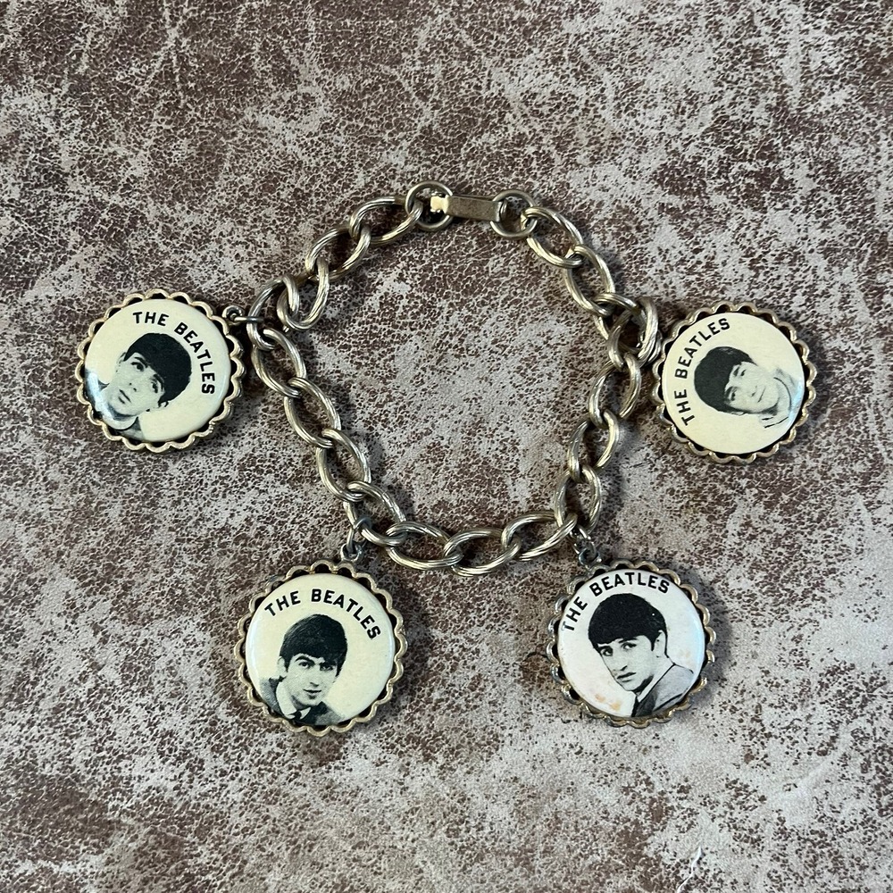 The Beatles Charm Bracelet Unisex OS Gold 1960s Vintage Memorabilia Signatures